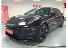 Автомобили Zeekr 001 из Китая
